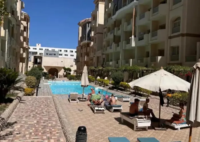 With Balcony In Florenza Luxury With 3 Pools Access At Erabia District-hurghada Apartman
