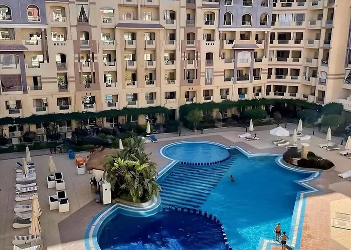 With Balcony In Florenza Luxury With 3 Pools Access At Erabia District-hurghada Apartman