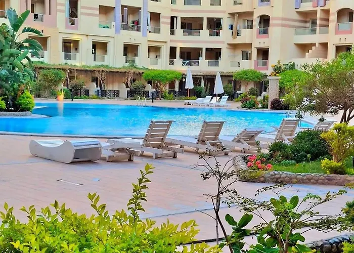 Florenza Luxury Studio With Balcony And 3 Pools 24 Hour Security Hurghada *