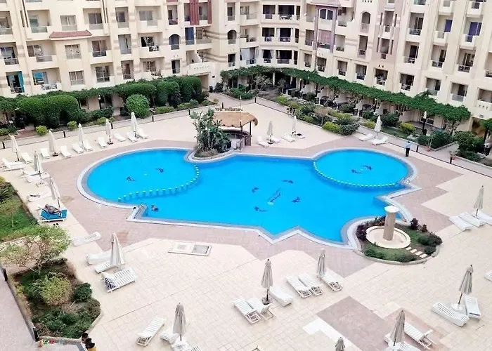 Апартаменты Florenza Luxury Studio With Balcony And 3 Pools 24 Hour Security Hurghada Хургада